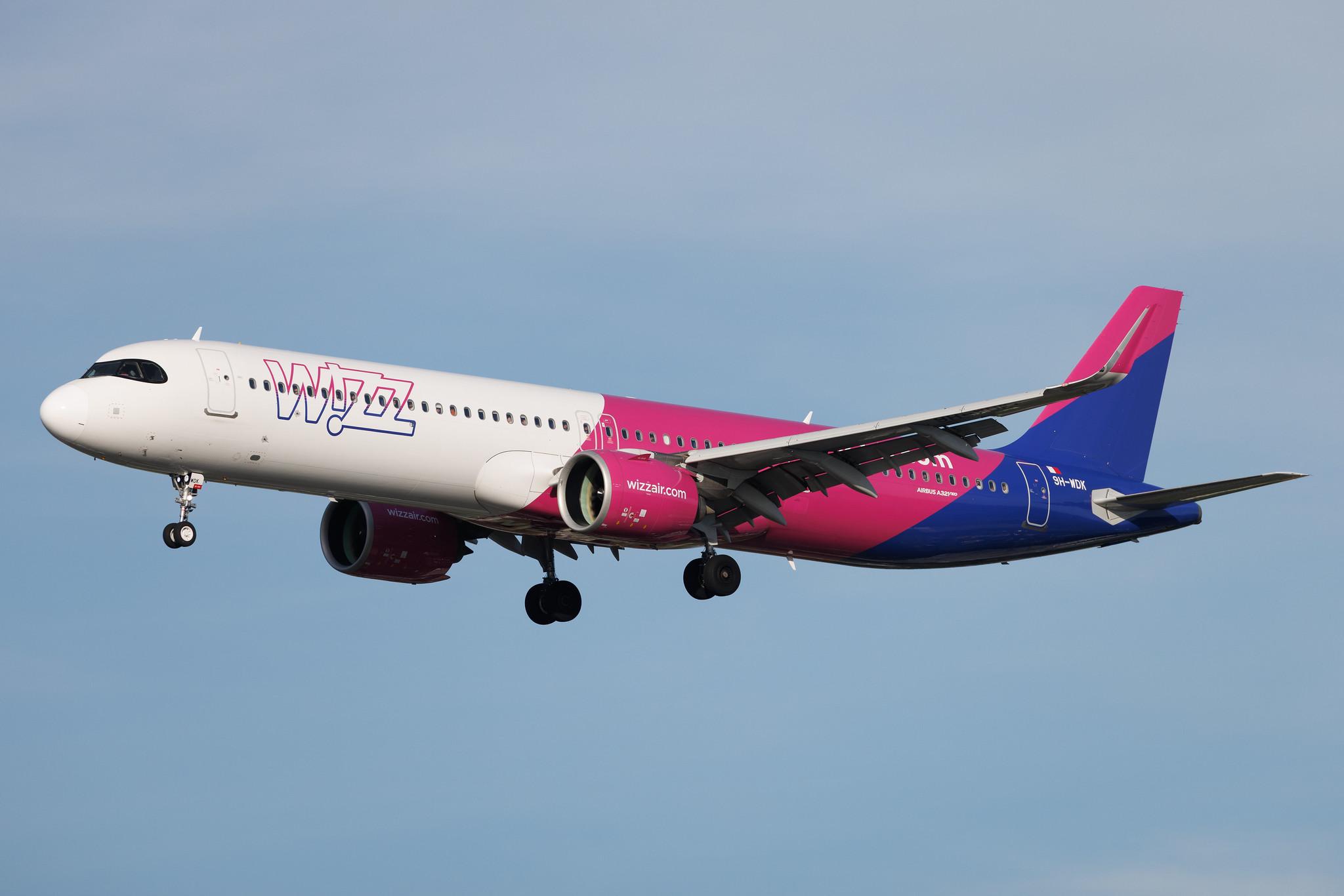 Hamburg Airport: Wizz Air (W6 / WZZ) | Operator: Wizz Air Malta | Airbus A321-271NX A21N | 9H-WDK | MSN 11266