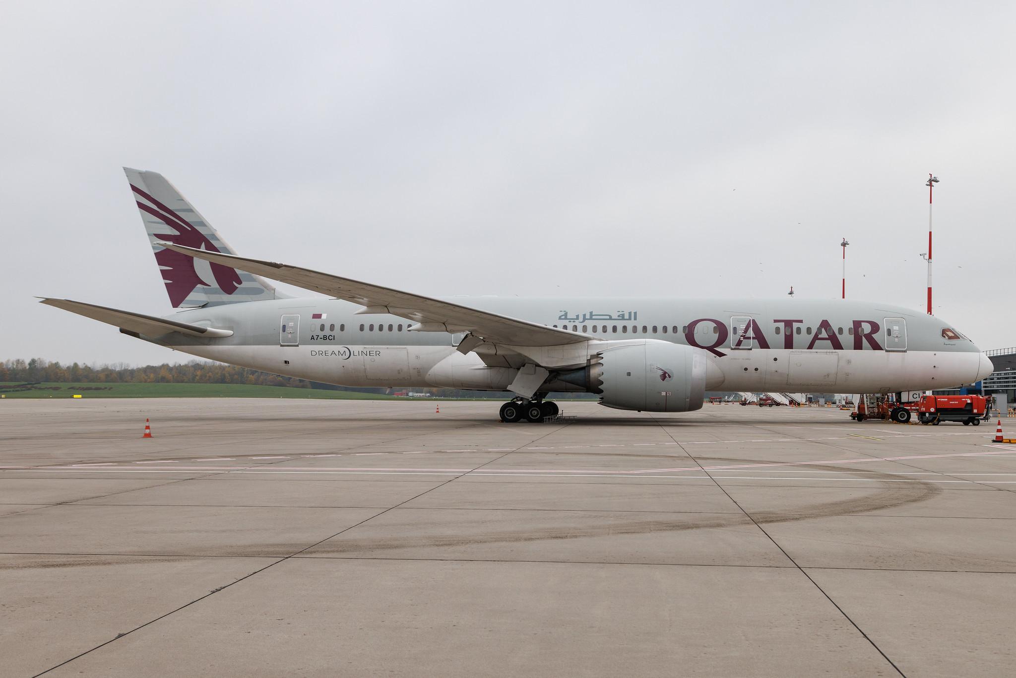 Hamburg Airport: Qatar Airways (QR / QTR) | Boeing 787-8 Dreamliner B788 | A7-BCI | MSN 38327