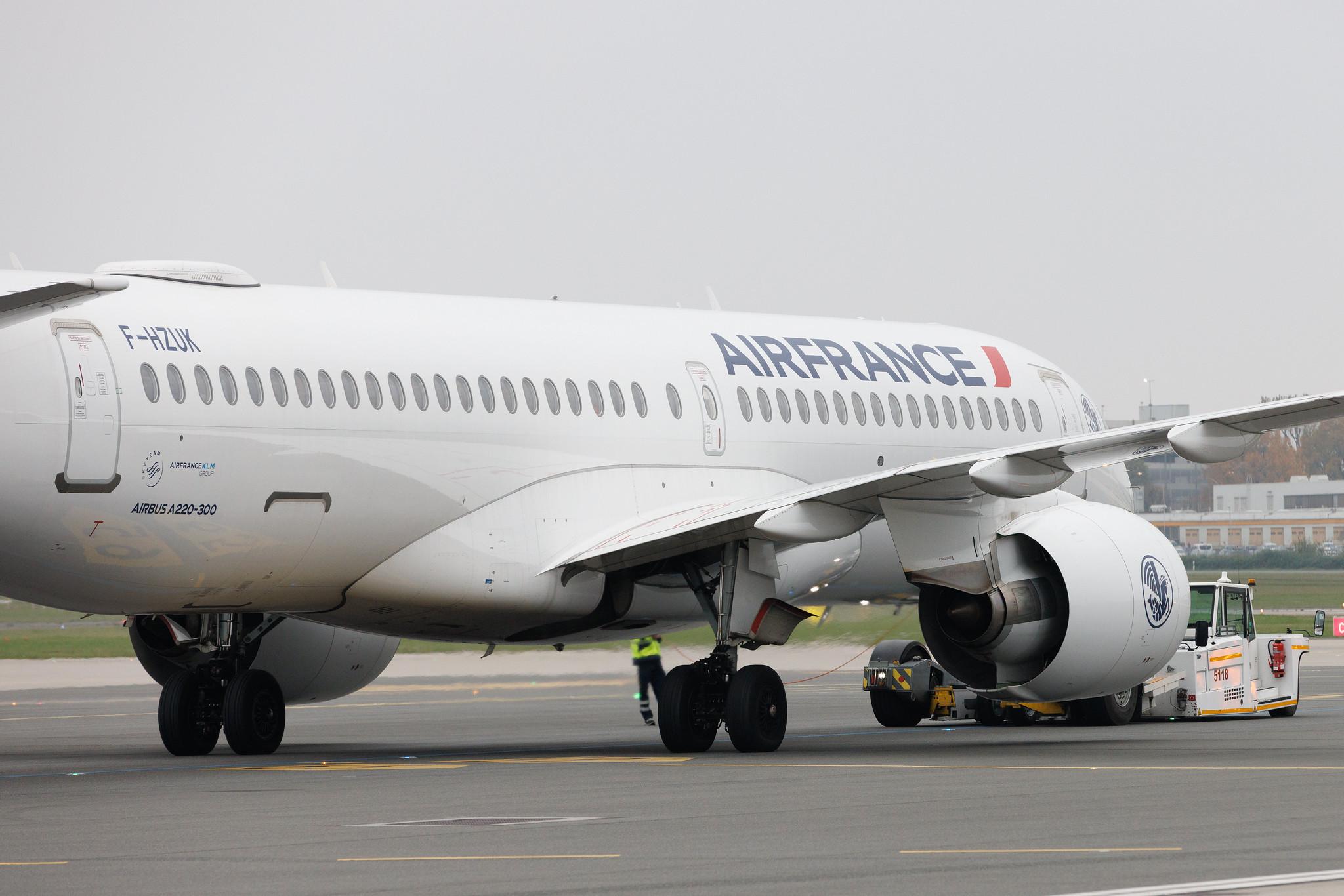 Hamburg Airport: Air France (AF / AFR) | Airbus A220-300 BCS3 | F-HZUK | MSN 55173