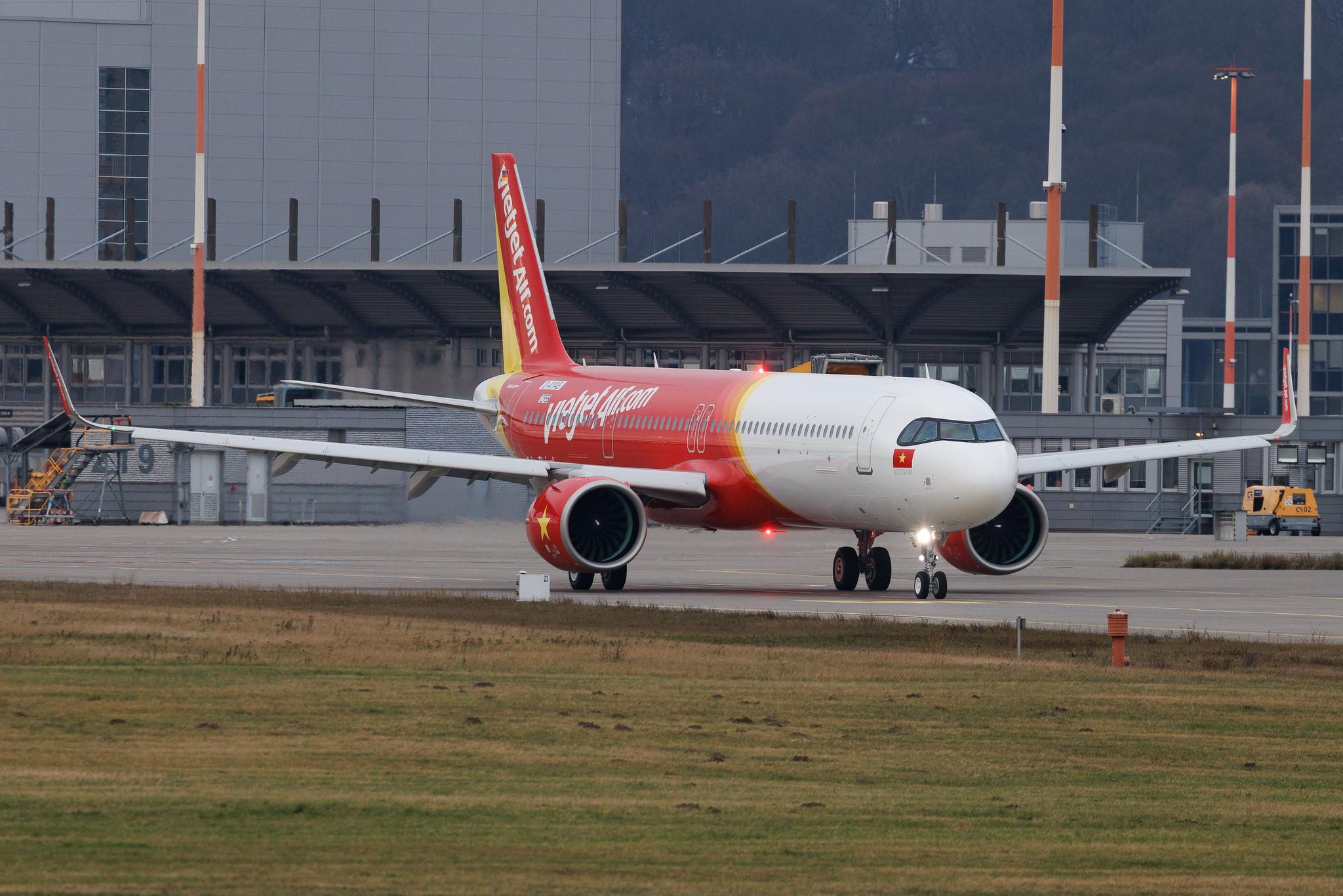 Hamburg Finkenwerder: VietJetAir (VJ / VJC) | Airbus A321-271NX A21N | D-AYAG | VN-A554 | MSN 12958