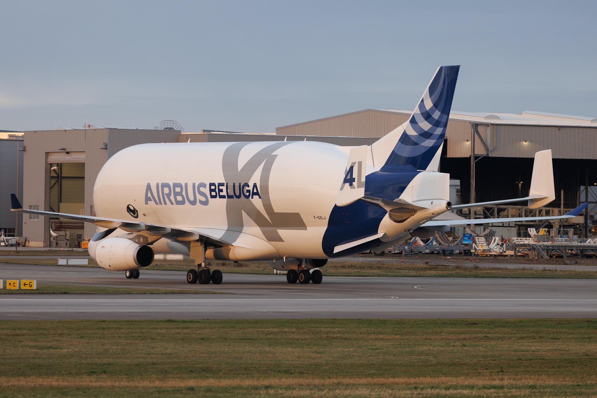 Hamburg Finkenwerder: Airbus Transport International (4Y / BGA) | Airbus A330-743L Beluga XL A337 | F-GXLJ | MSN 1985