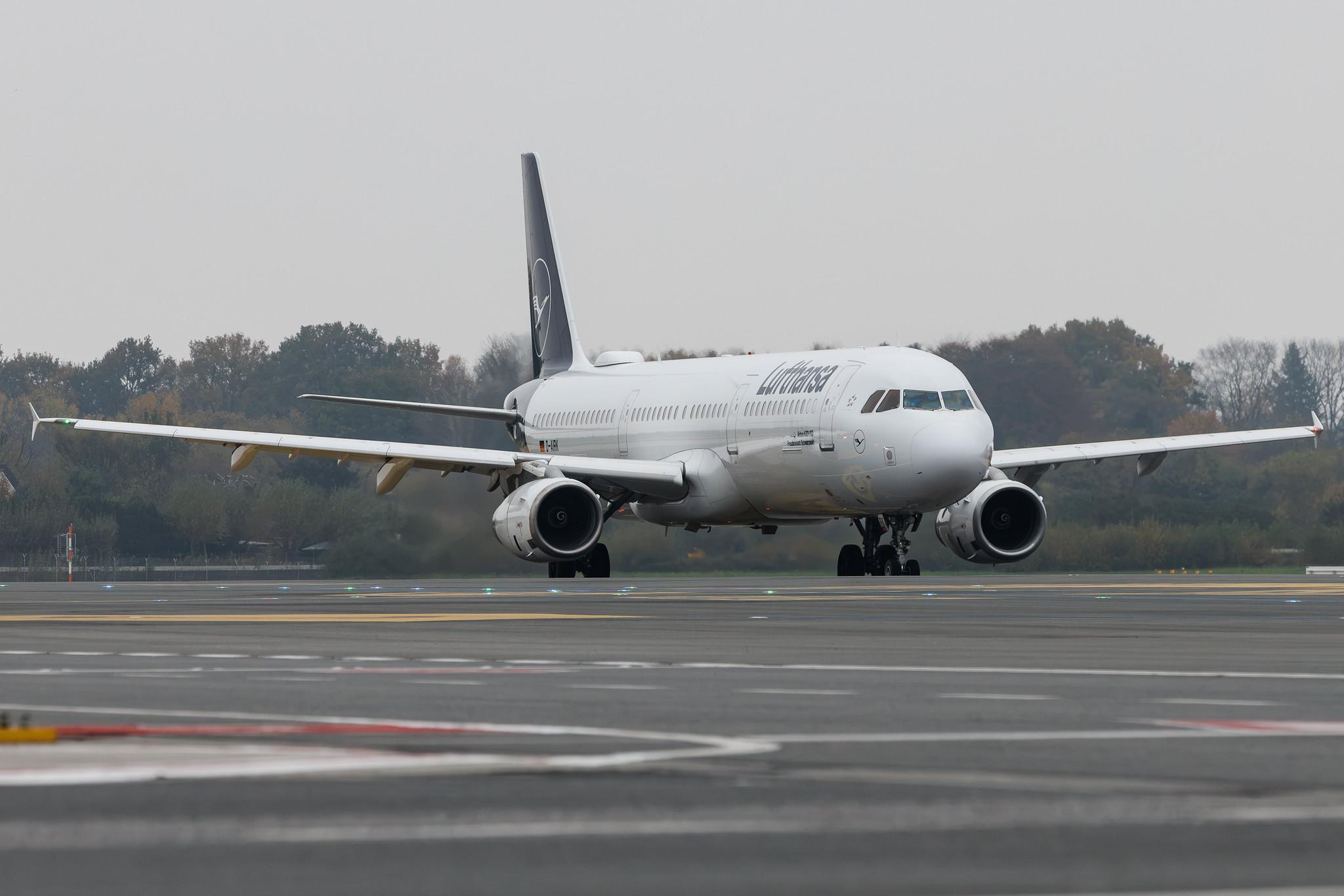 Hamburg Airport: Lufthansa (LH / DLH) | Airbus A321-131 A321 | D-AIRK | MSN 0502