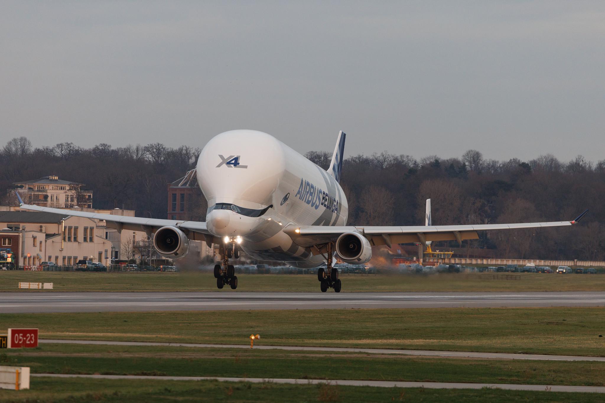 Hamburg Finkenwerder: Airbus Transport International (4Y / BGA) | Airbus A330-743L Beluga XL A337 | F-GXLJ | MSN 1985