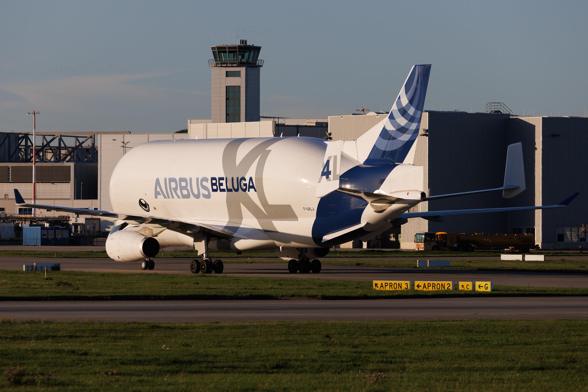 Hamburg Finkenwerder: Airbus Transport International (4Y / BGA) | Airbus A330-743L Beluga XL A337 | F-GXLJ | MSN 1985