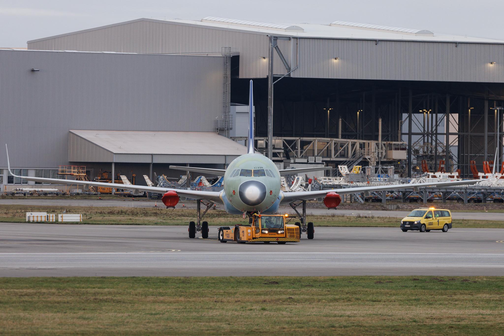Hamburg Finkenwerder: Aegean Airlines (A3 / AEE) | Airbus A321-271NX A21N | D-AZYH | SX-NAW | MSN 13120