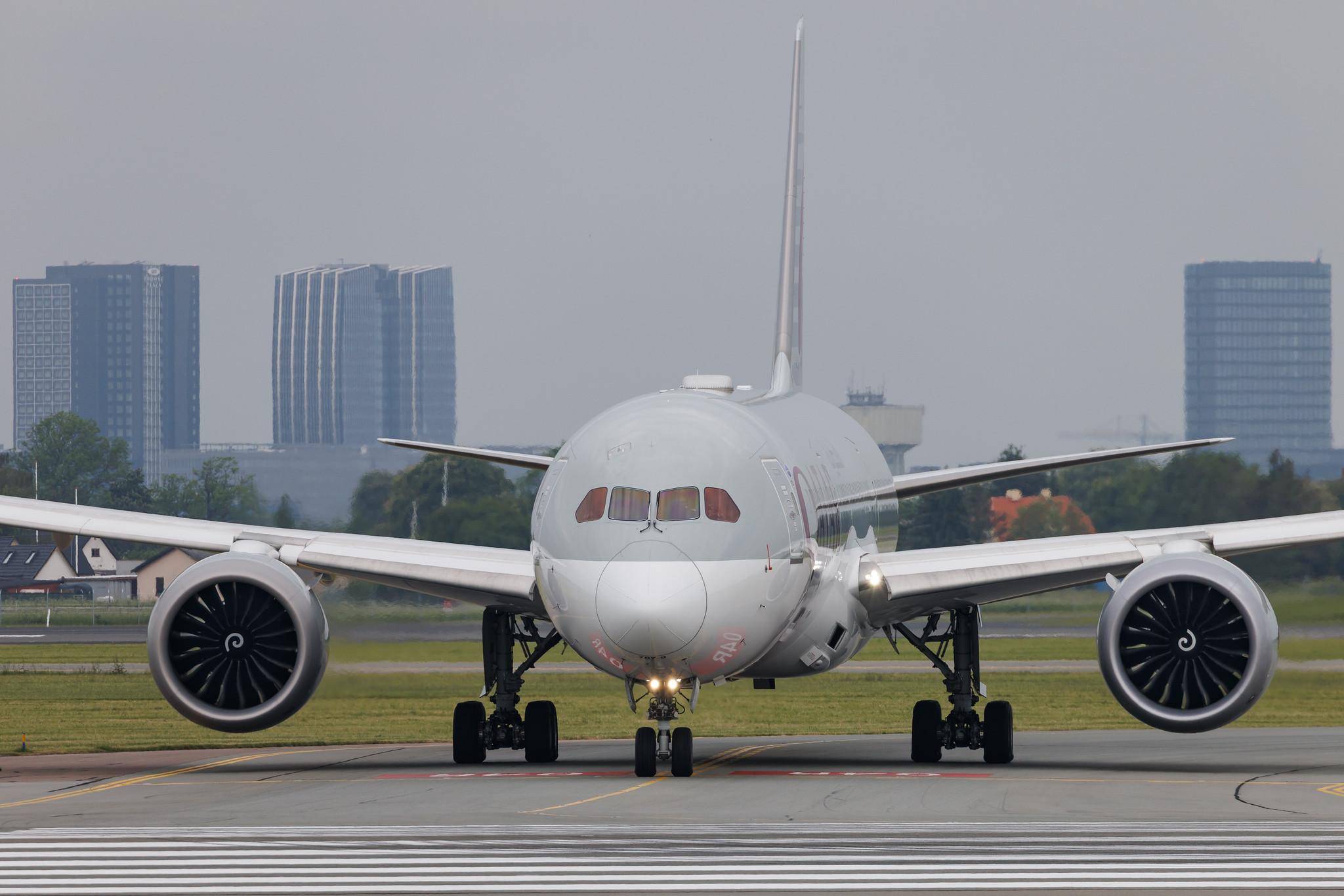 Copenhagen Airport: Qatar Airways (QR / QTR) | Boeing 787-9 Dreamliner B789 | A7-BHO | MSN 64223