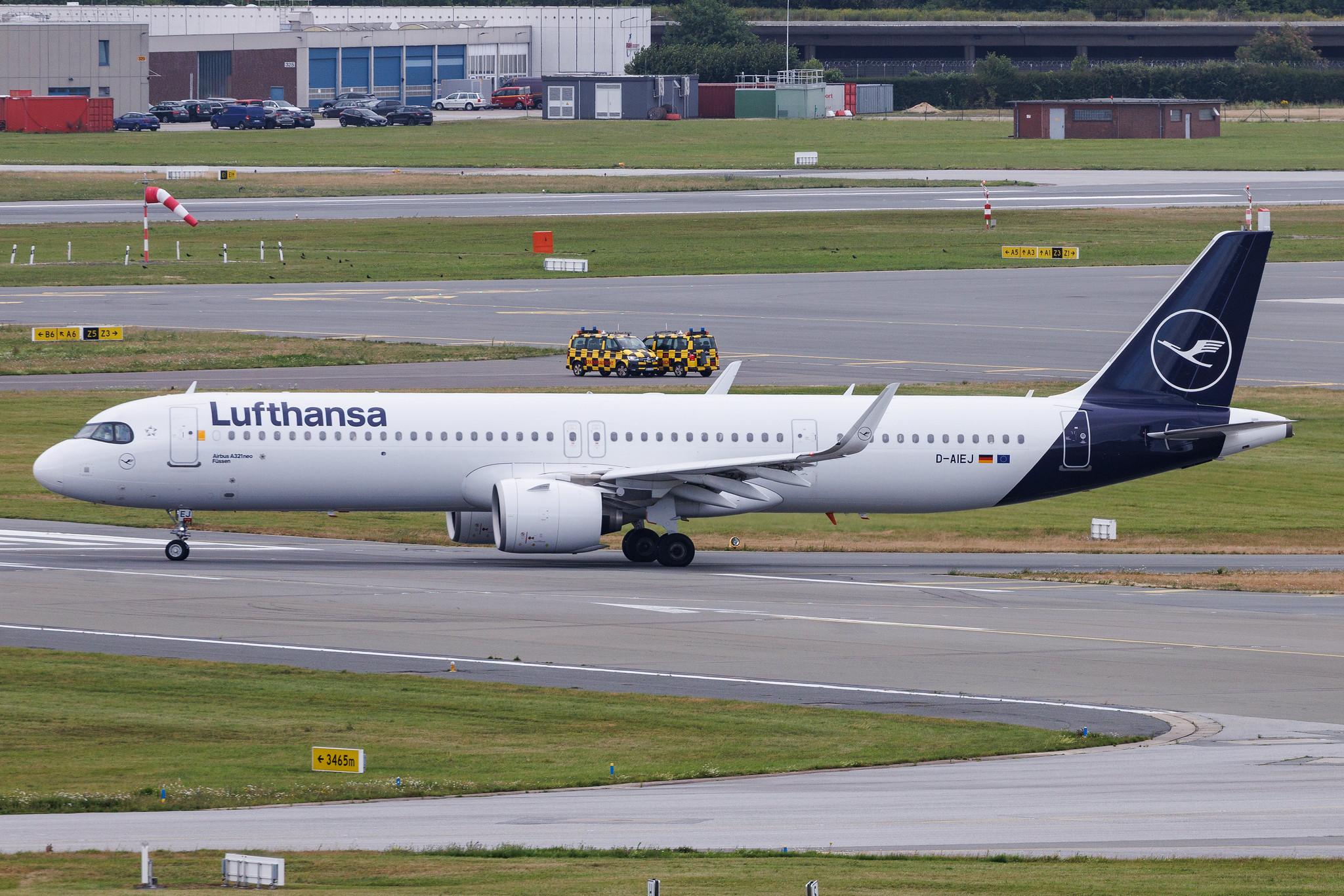 Hamburg Airport: Lufthansa (LH / DLH) | Airbus A321-271NX A21N | D-AIEJ | MSN 10340